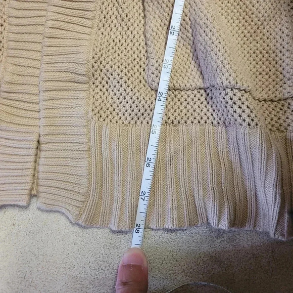 Micheal Kors tan hooded cardigan size M. It has an open from with a hood on - Picture 8 of 9